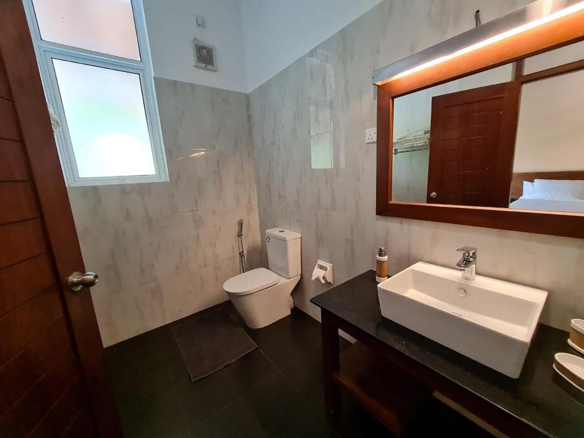 Siri Tropical Retreat Villa Hikkaduwa Ngoại thất bức ảnh